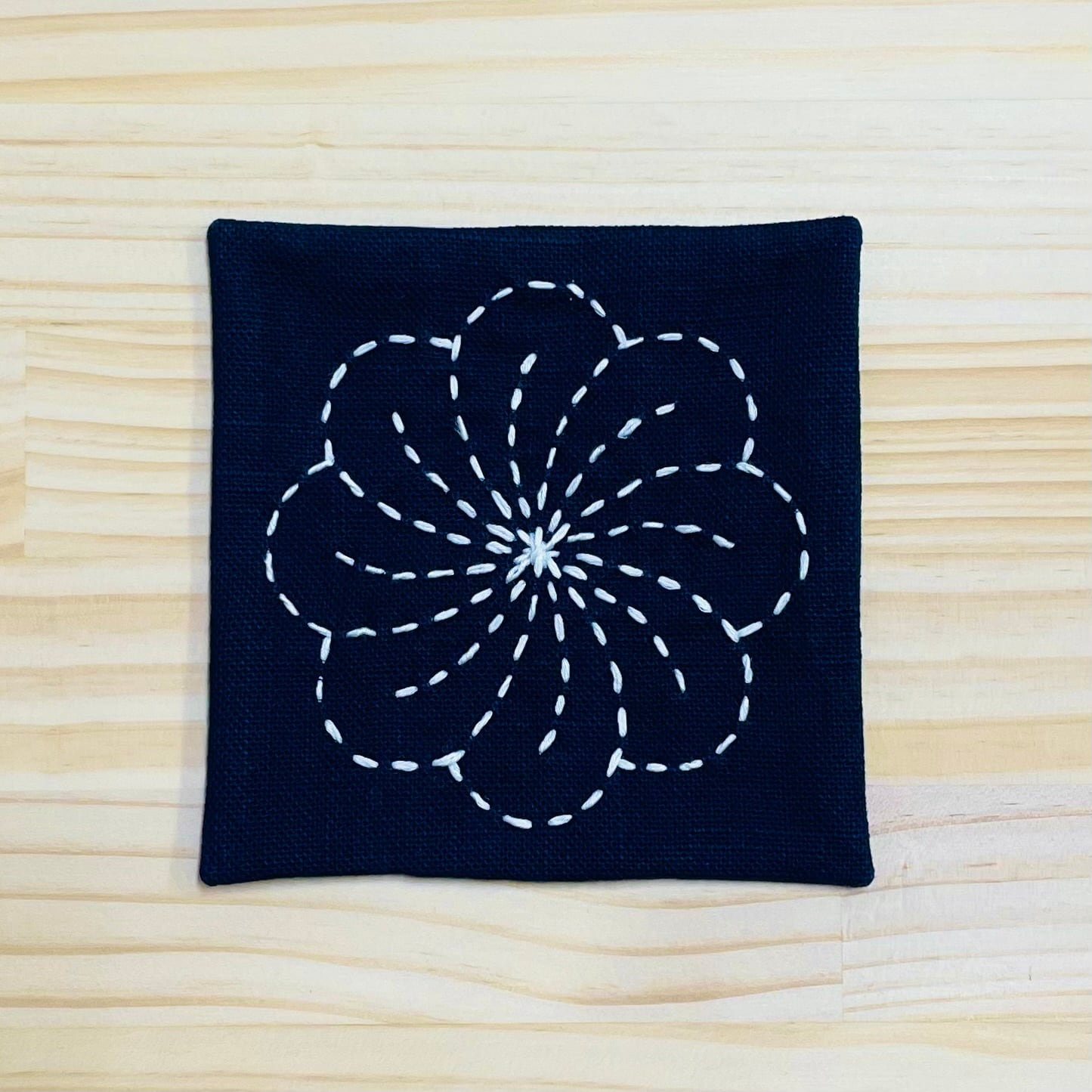 手刺子の藍染コースター【5枚セット】 | 紺屋そめかひ online shop
