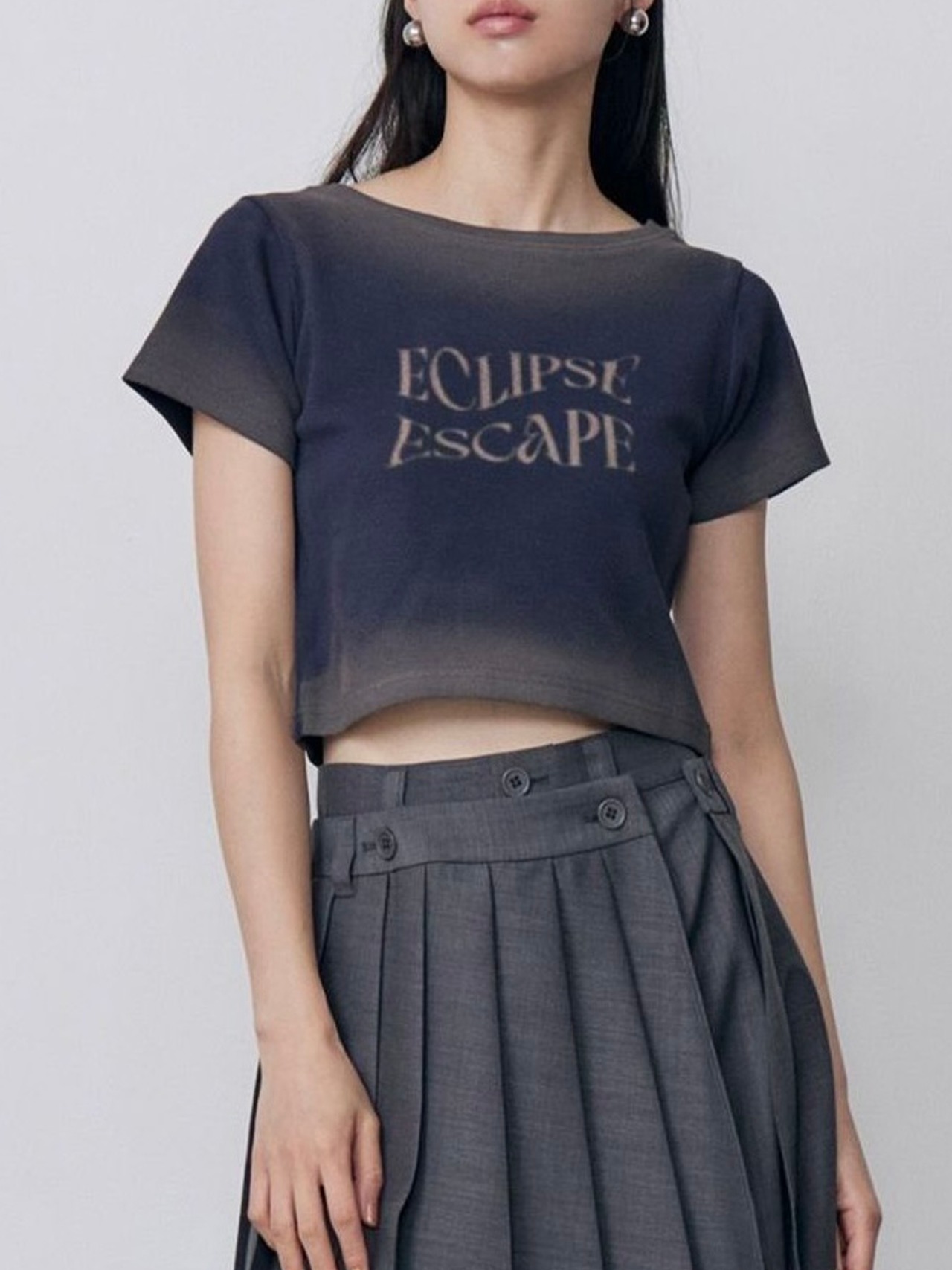 Shadow Cropped T-Shirt / NAVY - 1