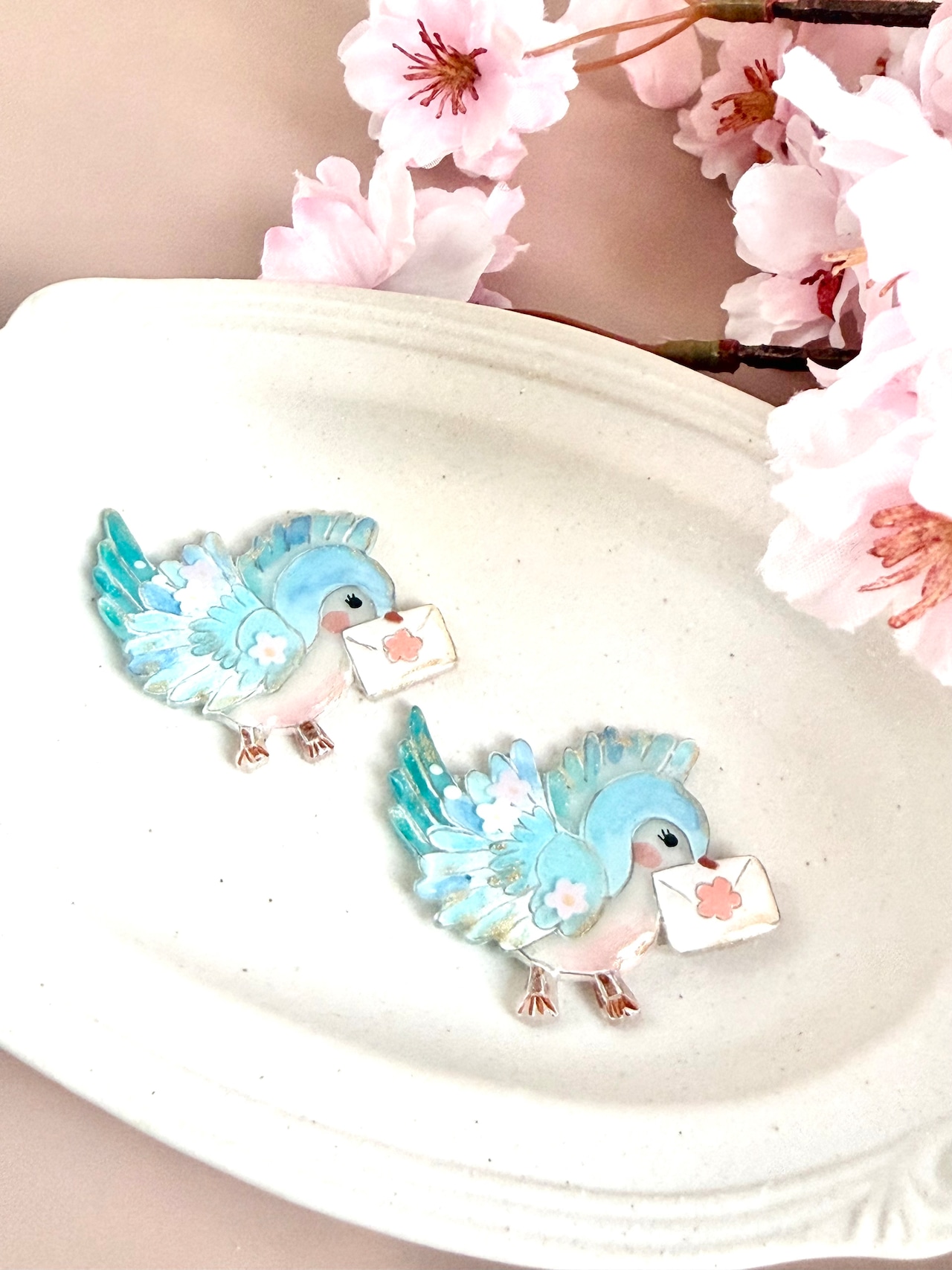ブローチ『さくらポストのコトリさん』ストーリーカード付き