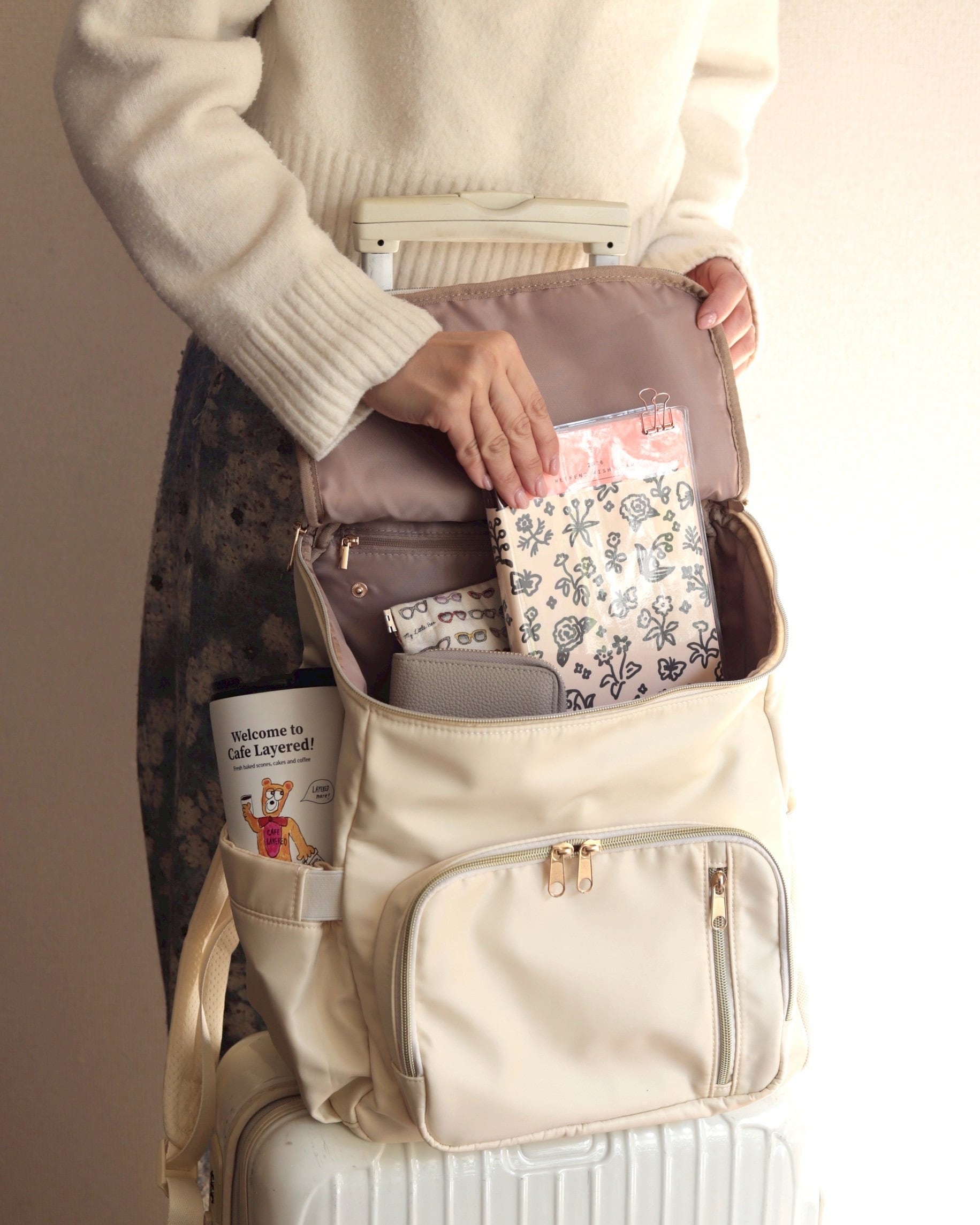 二階建てリュック（アイボリー/内側グレージュ） | onthemove