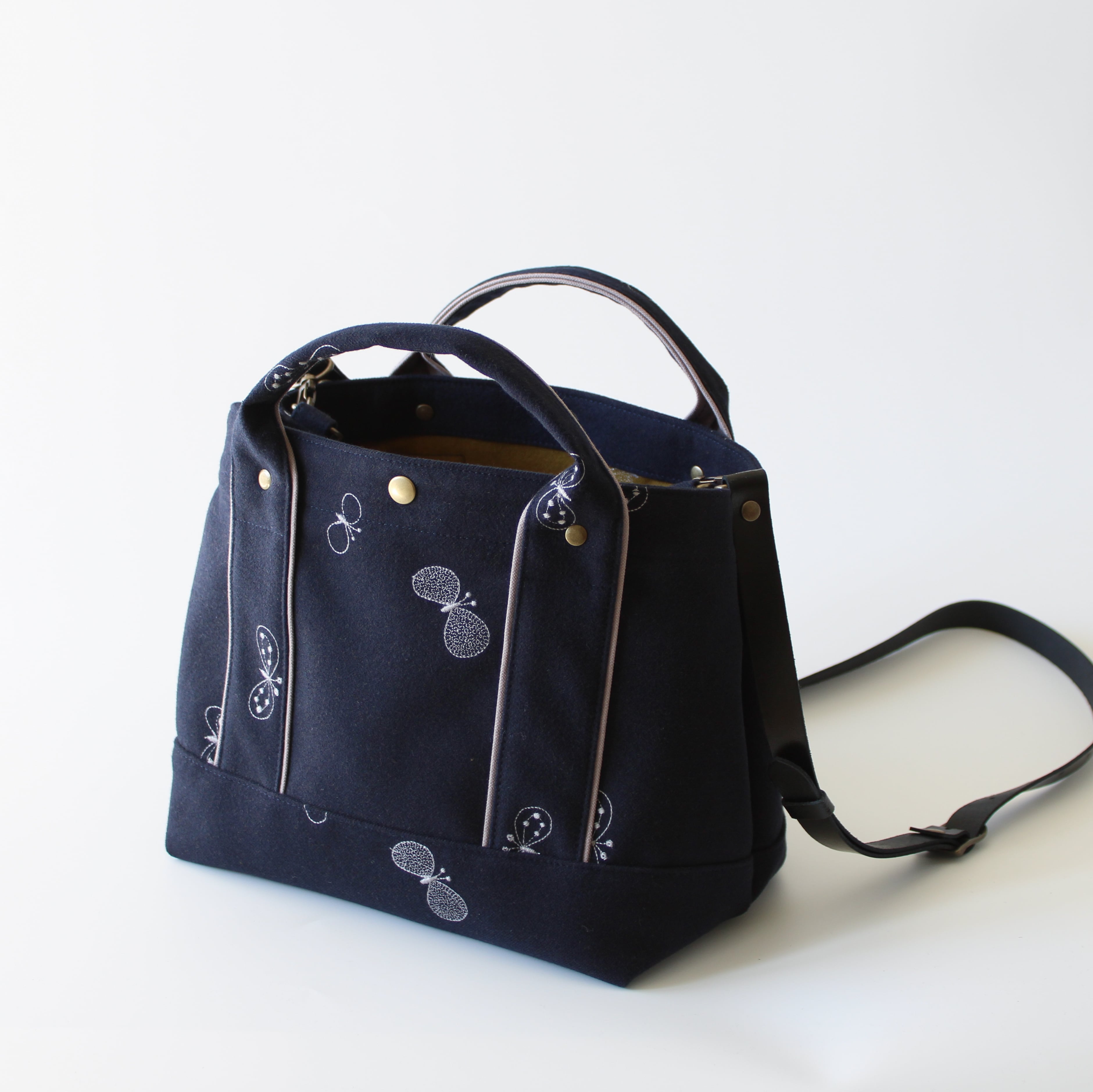 プランプトート ネイビー ミナペルホネン生地使用