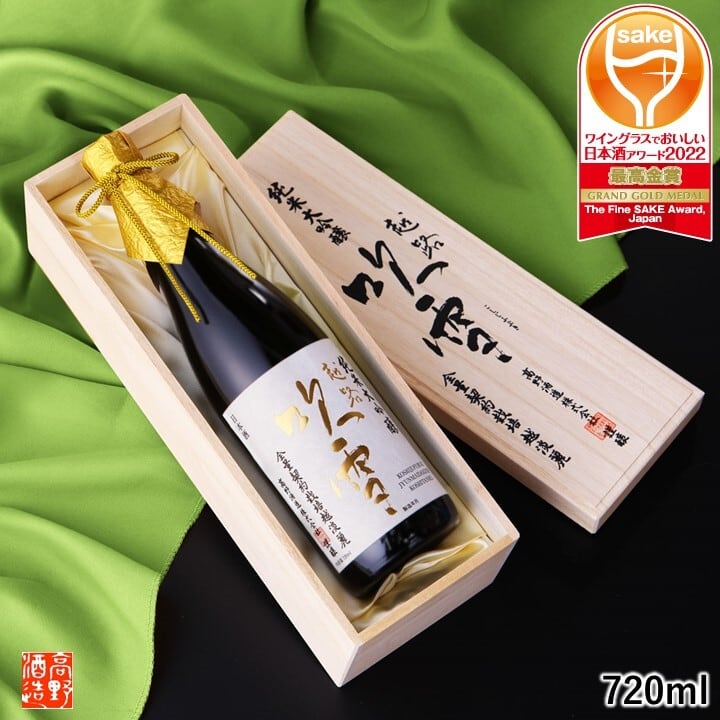 限定品】越路吹雪 純米大吟醸 越淡麗35 720ml 桐箱入 日本酒 お酒 新潟