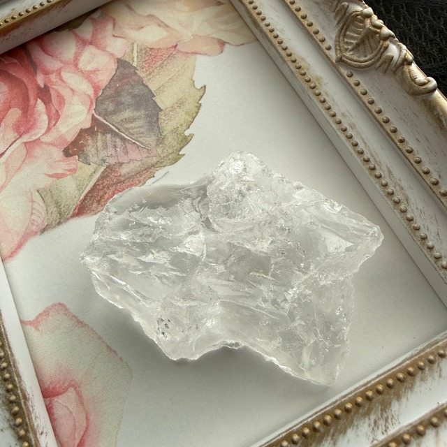 カチ割り氷のようなロッククリスタルさん7　Fromマダガスカル