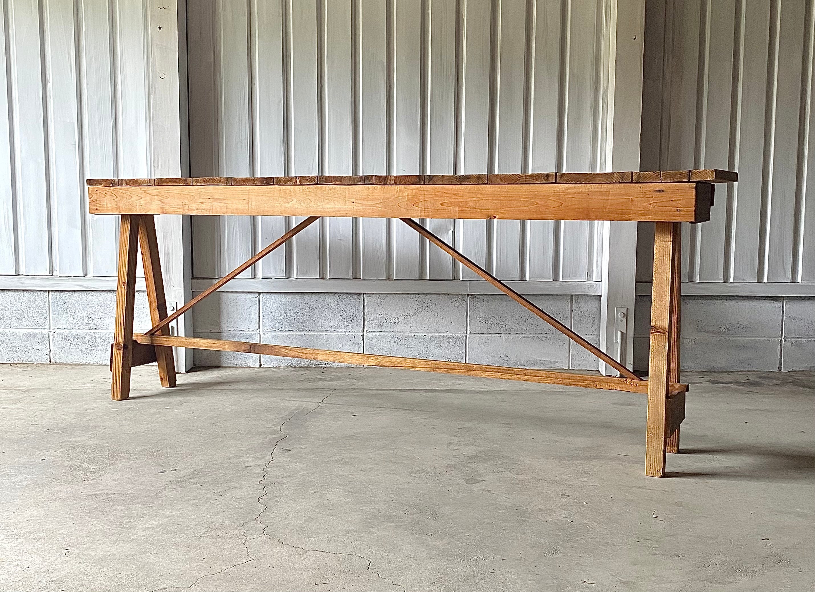 店舗什器 | giraffes craft