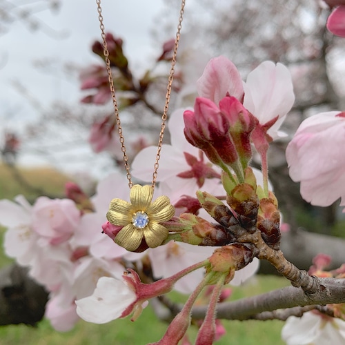 さくらの花ムーンストーンペンダント