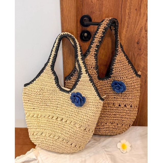 Camellia motif straw tote bag　M965