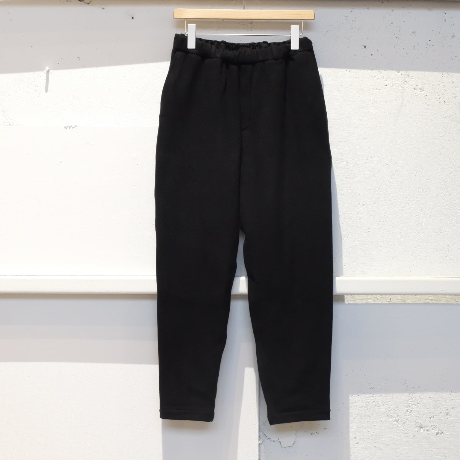 MITTAN＜ミッタン＞ストレートウールブランケットパンツ | Inhigh