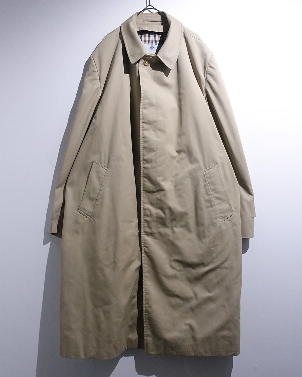 70s-80s “Aquascutum by Harrods” Beige Club Check Apua5 Long