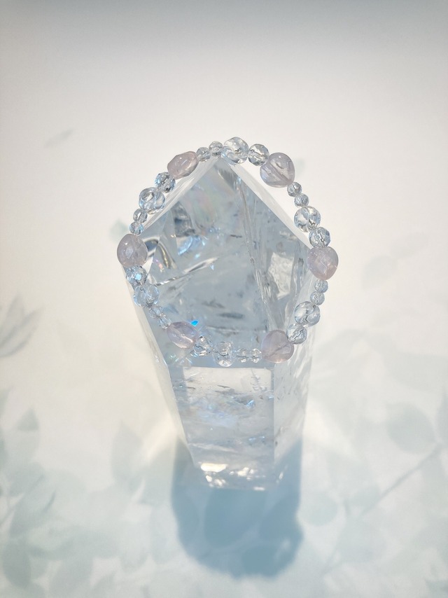 ローズクオーツ（ハートカット）　6mm　16cm　＝愛を求める人、美しさを求める人にピッタリ＝　28-9-1