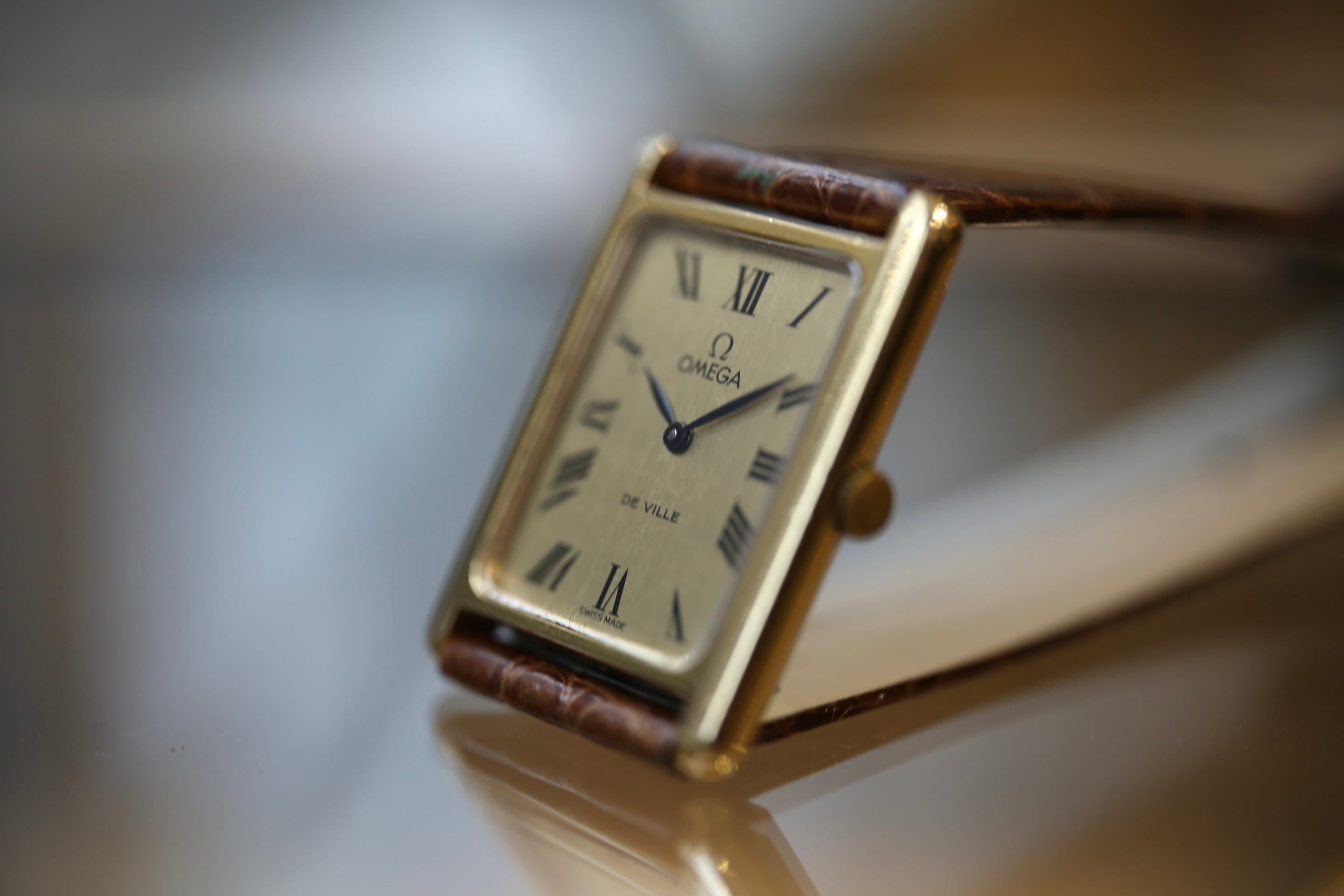 OMEGAデビル OMEGA】 1975年製 オメガ デビル H型レクタンギュラー 格納竜頭