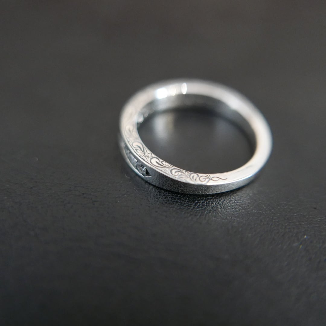 Antidote BUYERS CLUB Engraved Pave Ring | integral