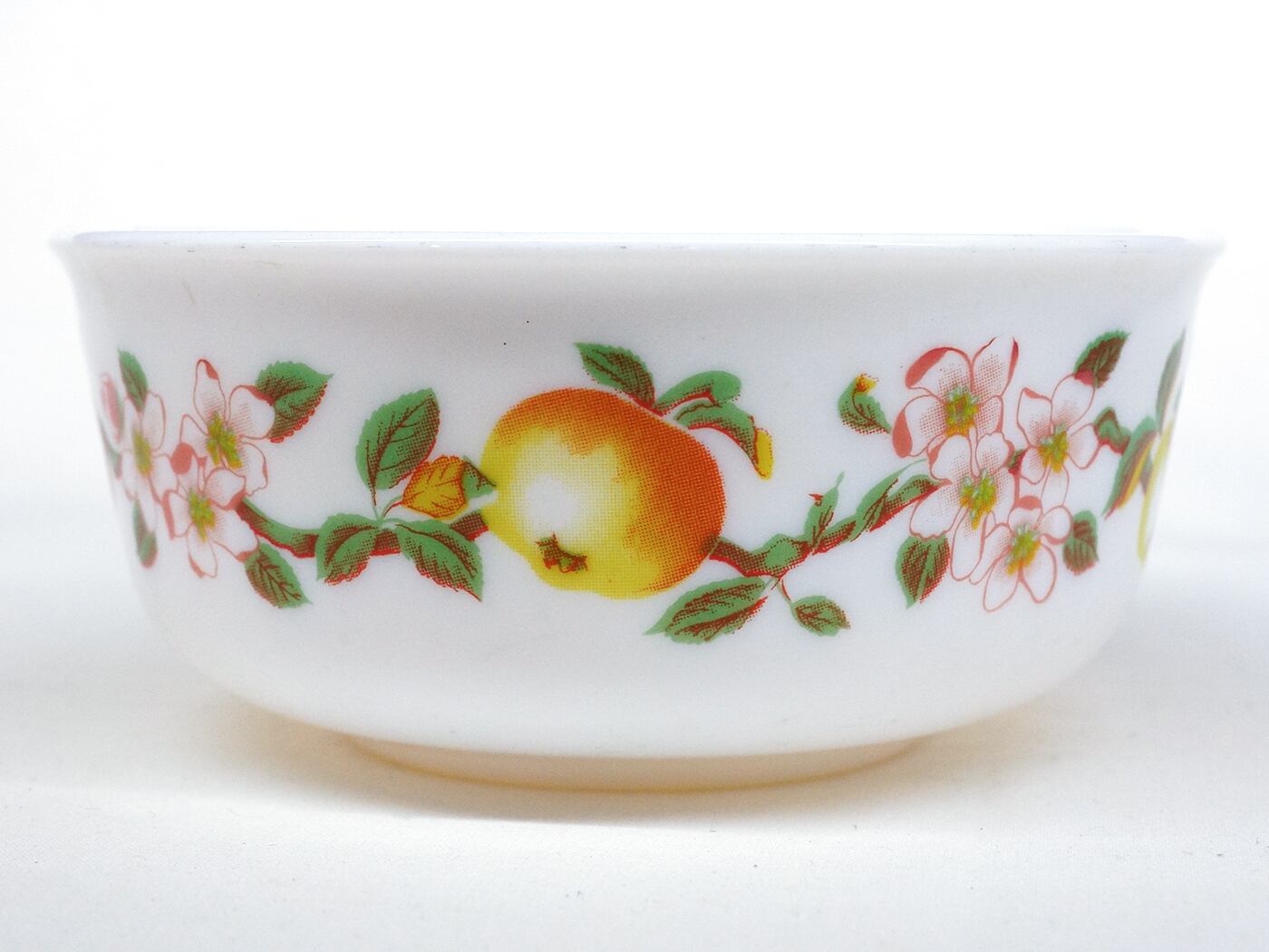 Vintage】フランス アルコパル ミルクグラス ボウル Arcopal