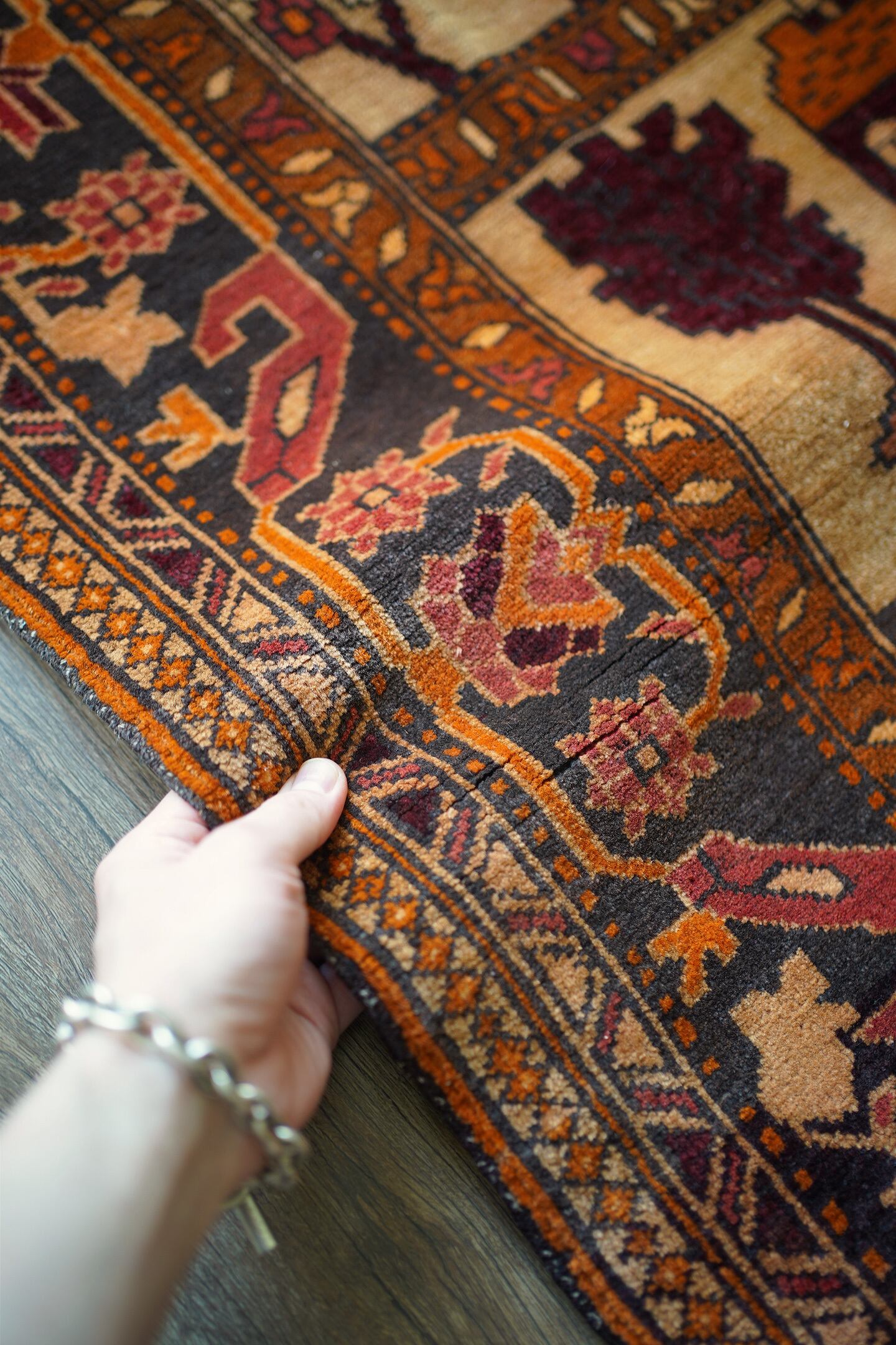 856】Vintage Afghan Baluch pictorial rug 1980's | ヴィンテージラグ