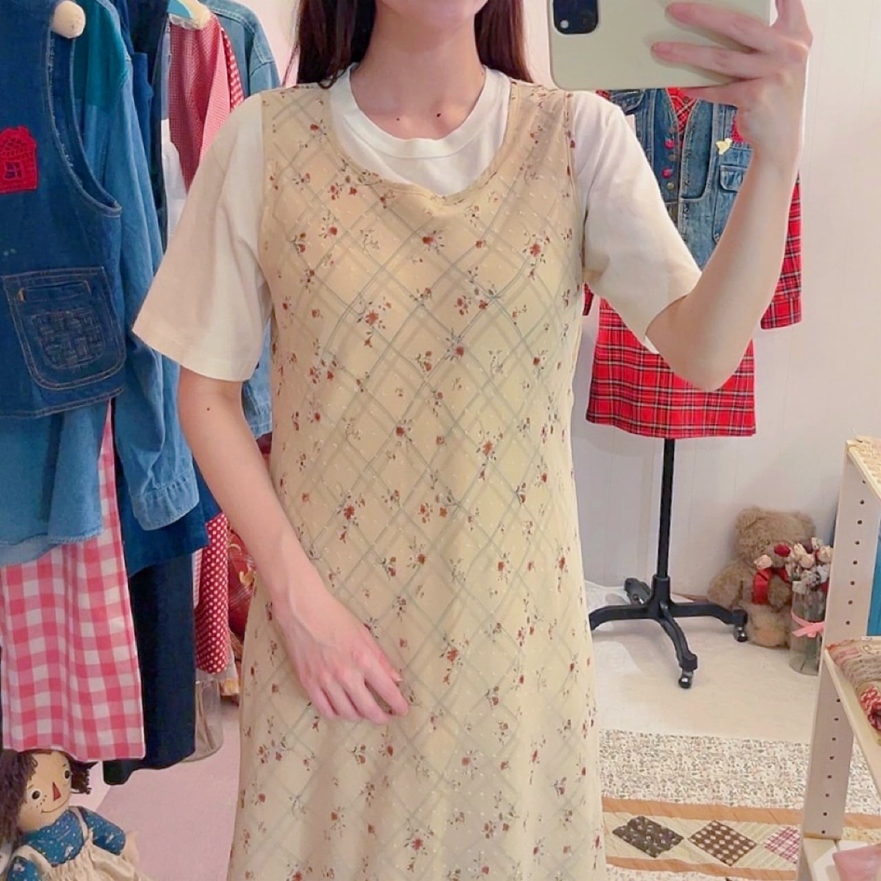 flower check sleeve less one-piece