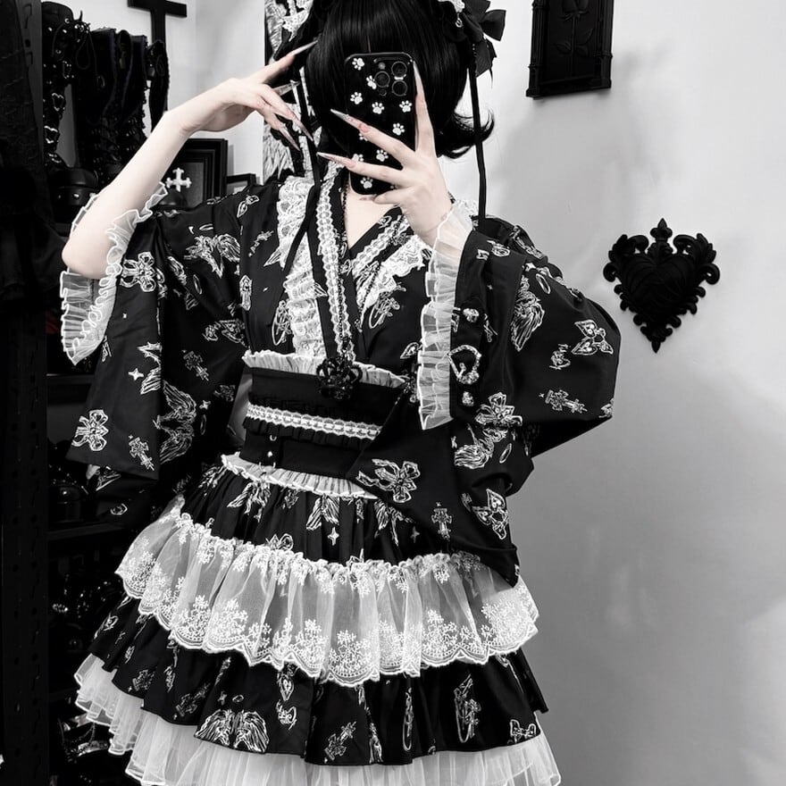 和ゴシック セットアップ 着物袖トップス×フリルミニスカート｜WithU