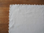 リネンナプキン 花とツタのアイレット刺繍(シミあり) 画像6