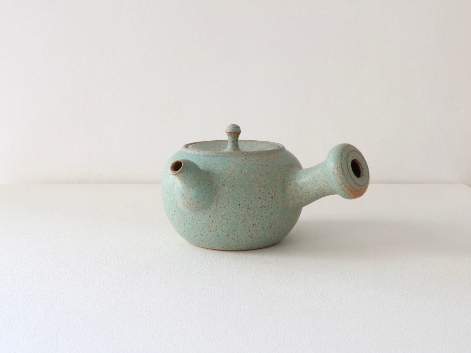 八塊柴窯工房 「 側把茶壺 」 1 | Galerie NUAGE