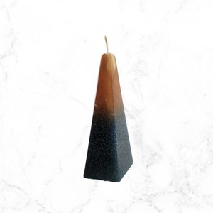 Triangle candle (TR018)