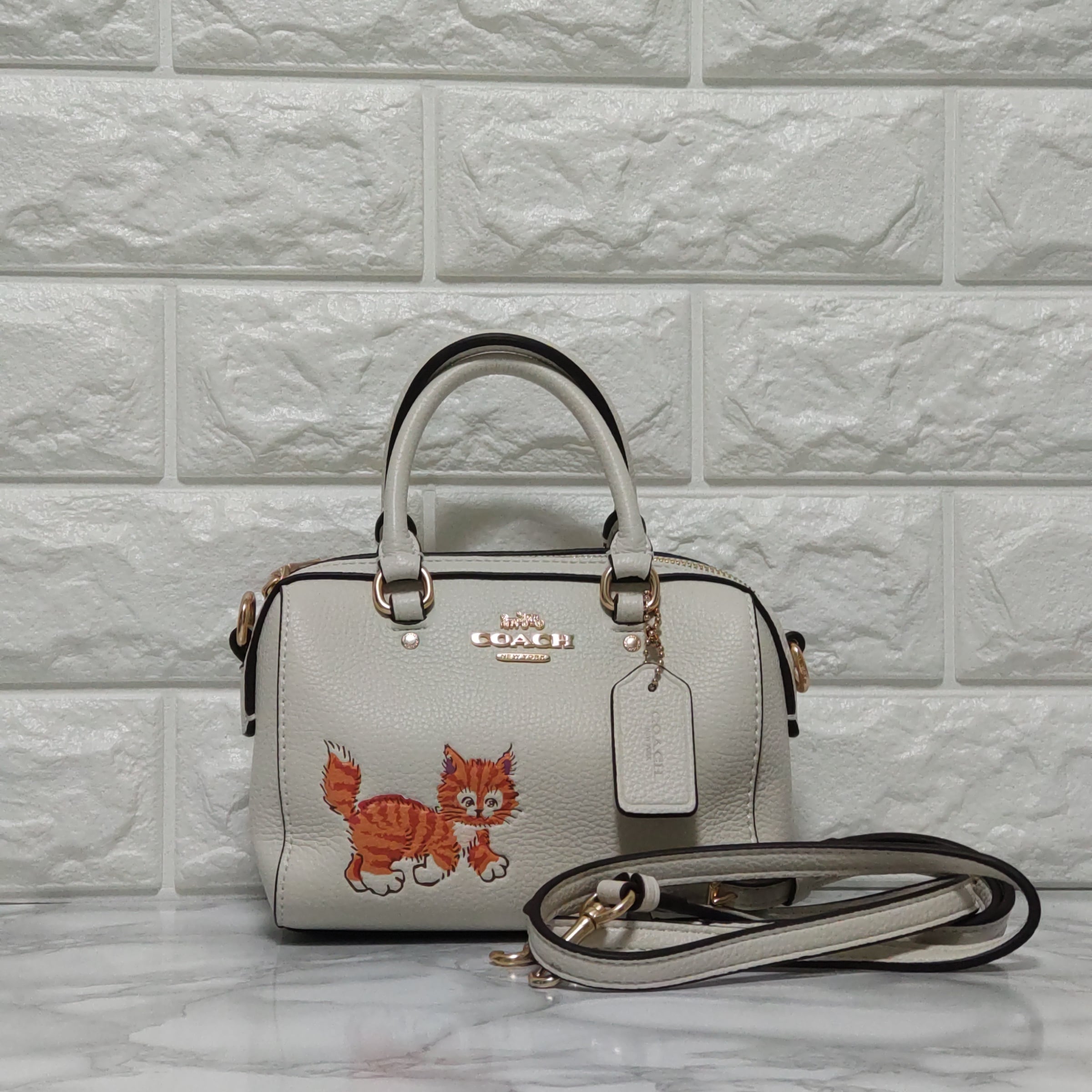 COACH コーチ ダンシング キトゥン ミニ ローワン サッチェル 