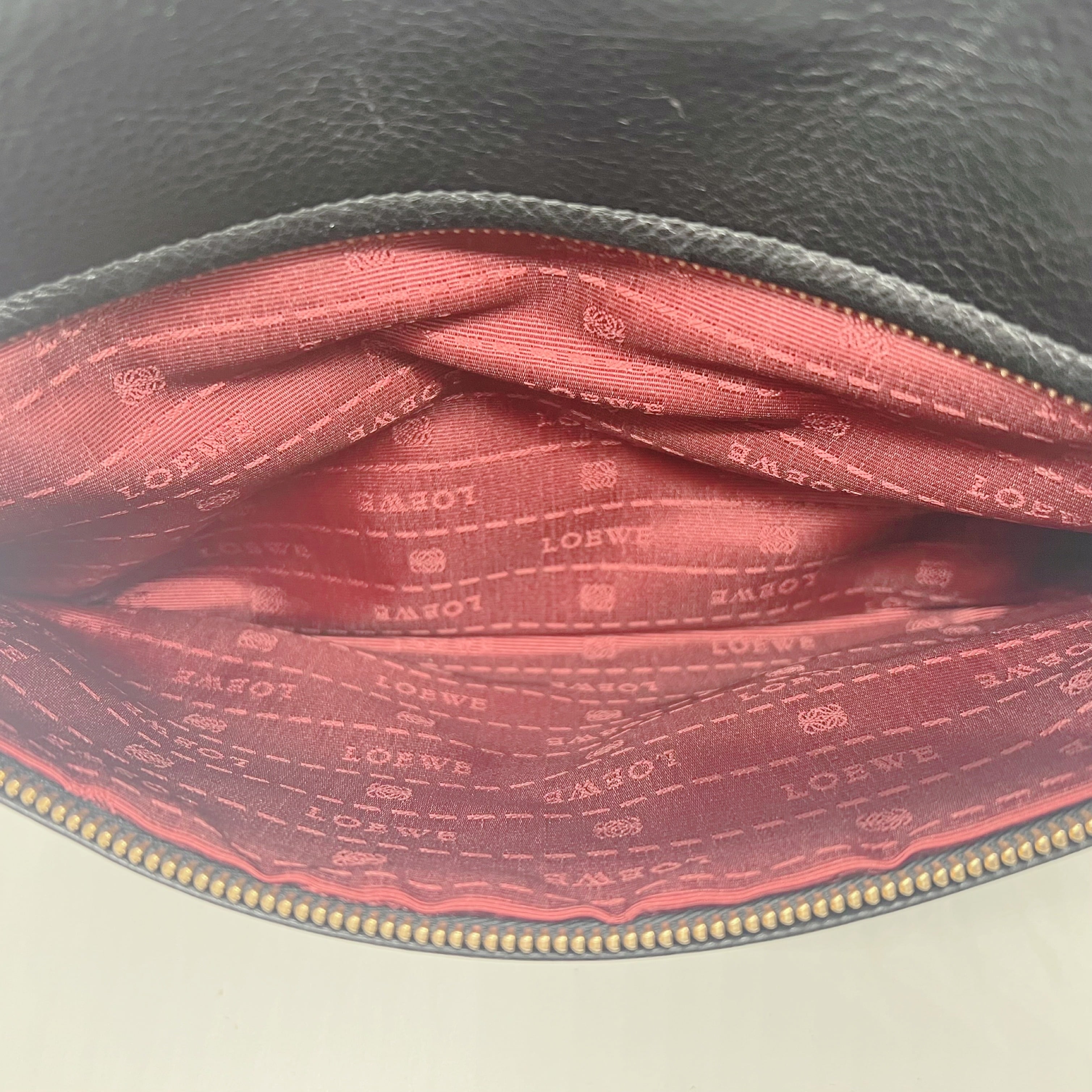 LOEWE】ロエベ ヘリテージ レザー ショルダーバッグ | Regalia.japan