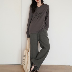 v-neck logo print top　J00183