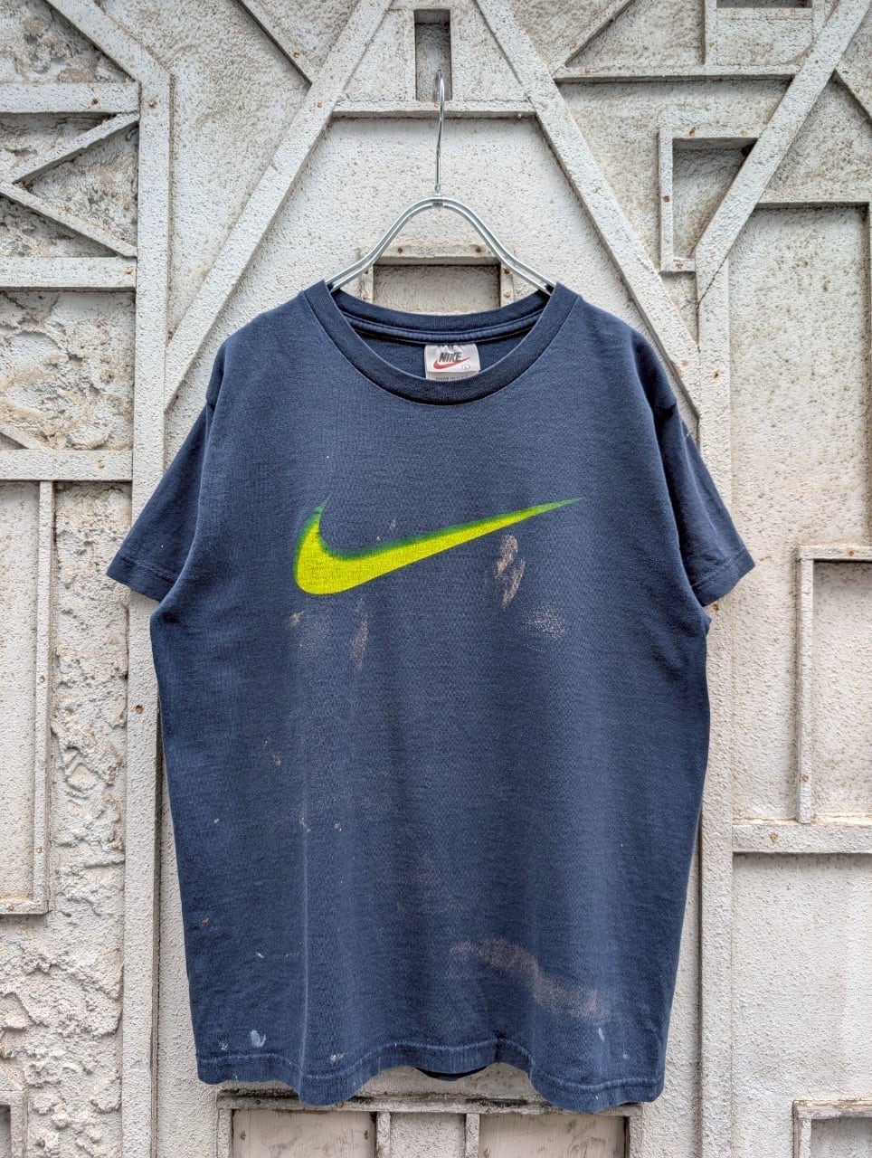 "NIKE" swoosh & fade print tee
