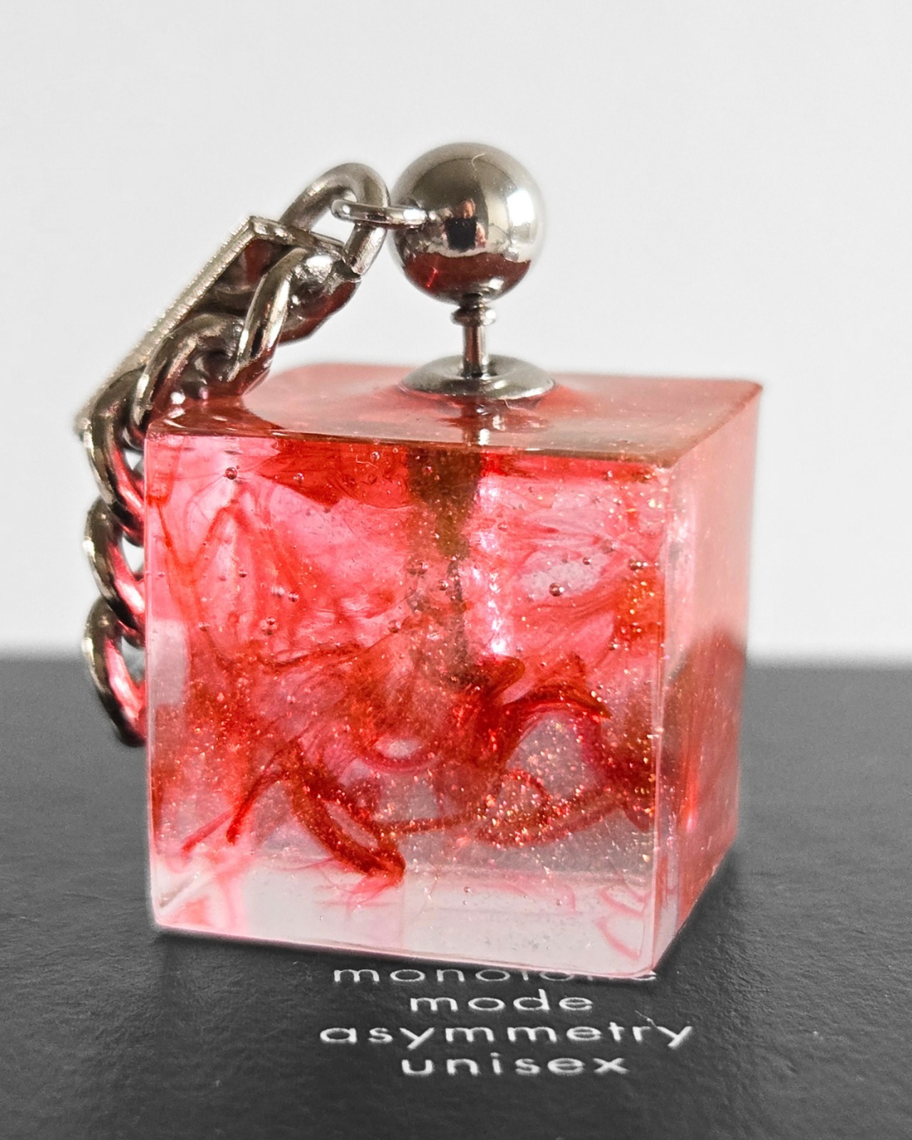 BOLD CUBE. [red] - 4