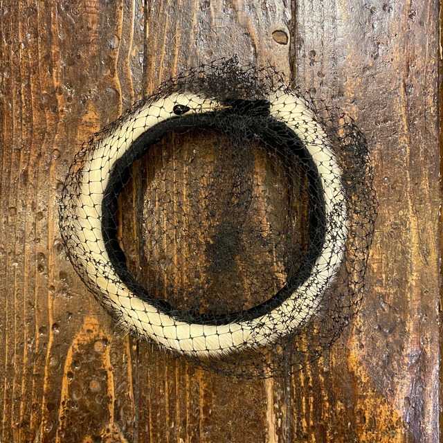 Vintage white mink × black tulle headdress