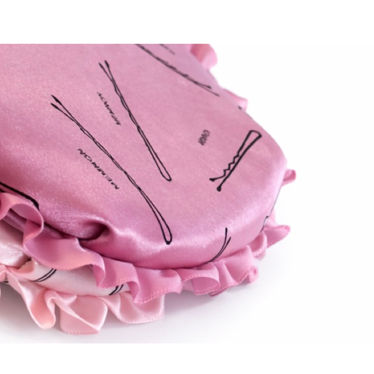 Bobby pin | frill flat pouch