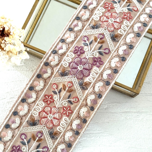 　[くすみピーチ]インド刺繍リボン 3482