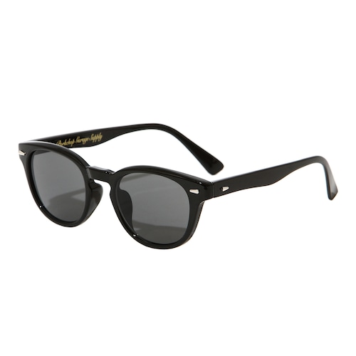SUNGLASSES Type 01