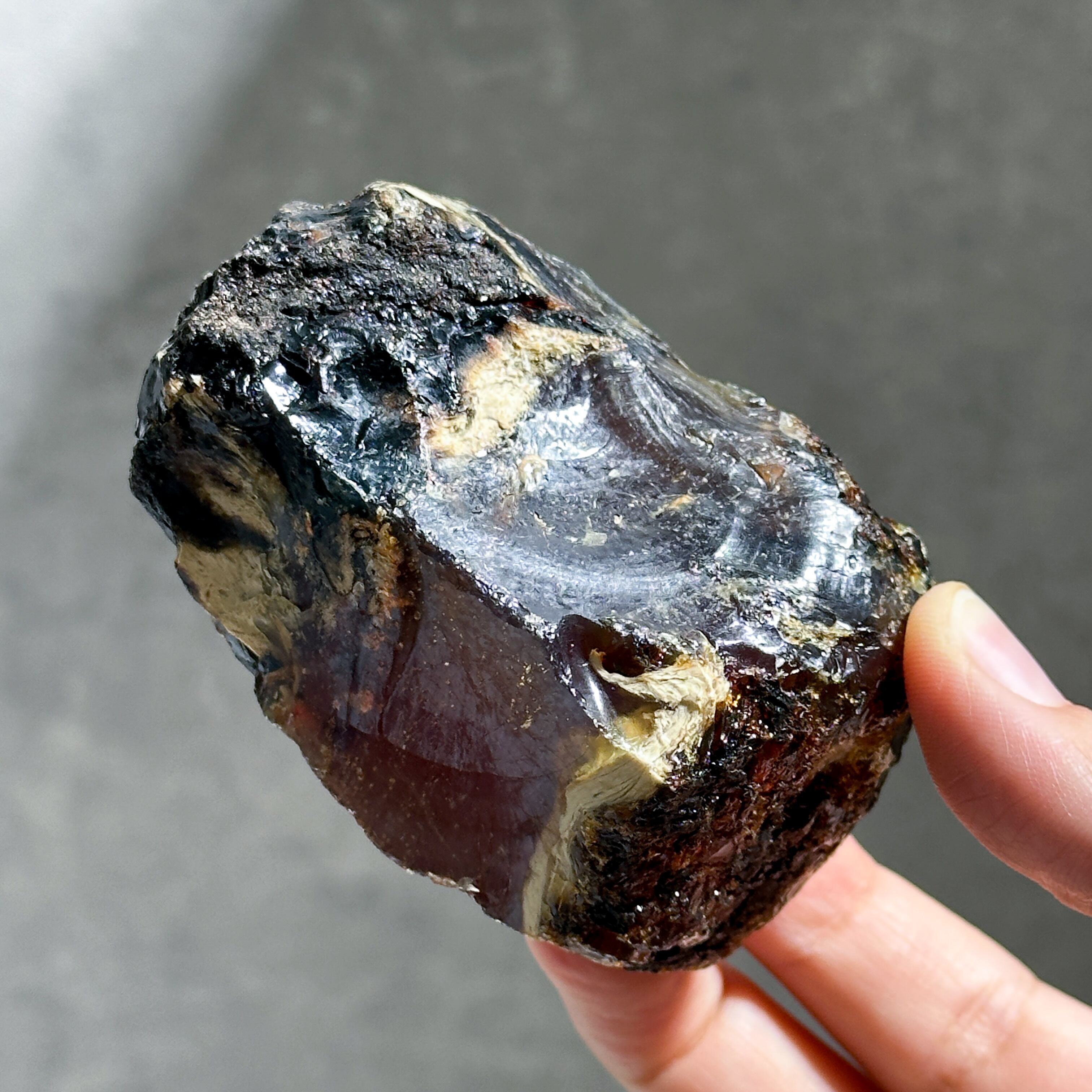 天然琥珀ブルーアンバー72◇ Blue Amber ◇ 天然石・鉱石