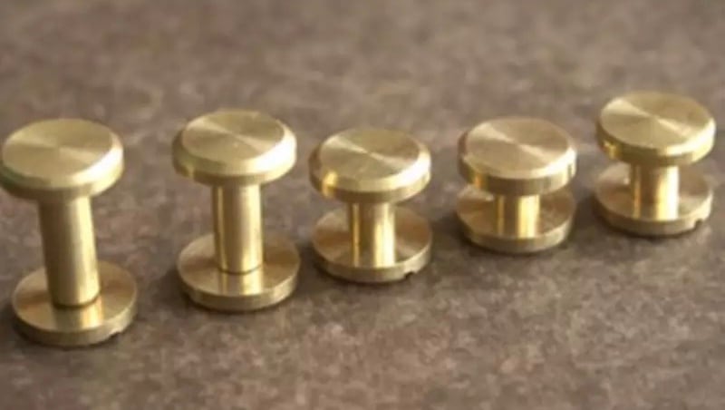 8mm 真鍮シカゴスクリュー 20個セット 真鍮パーツ 真鍮ネジ フラット