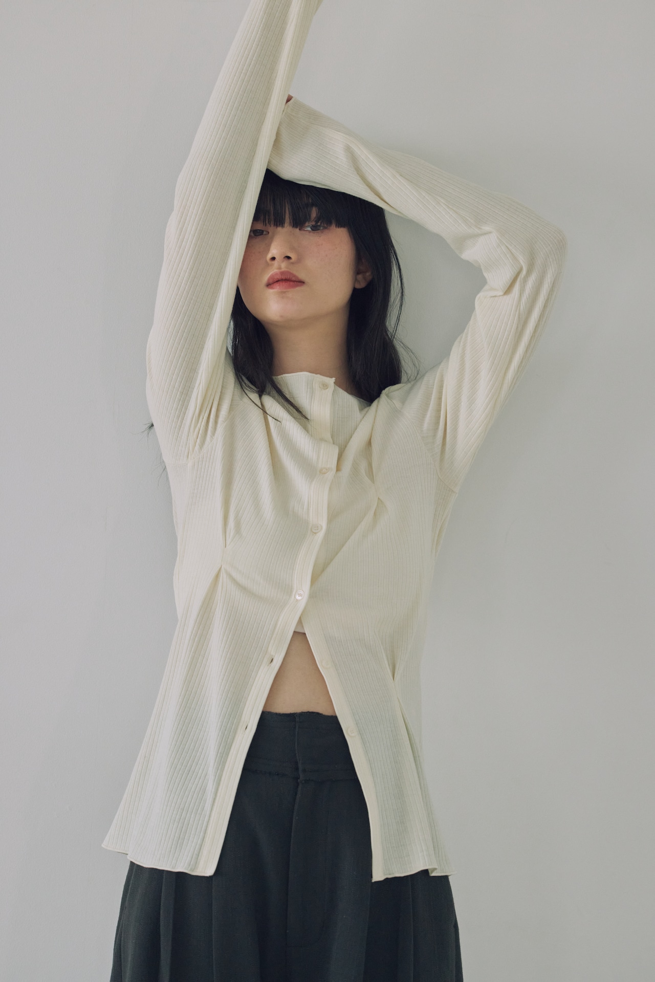 DU260523 Tuck Design Tops