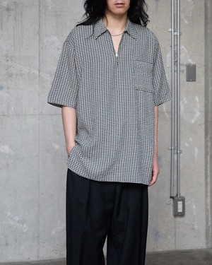gingham check half zip short sleeve shirt / 100% viscose / Made in ITALY