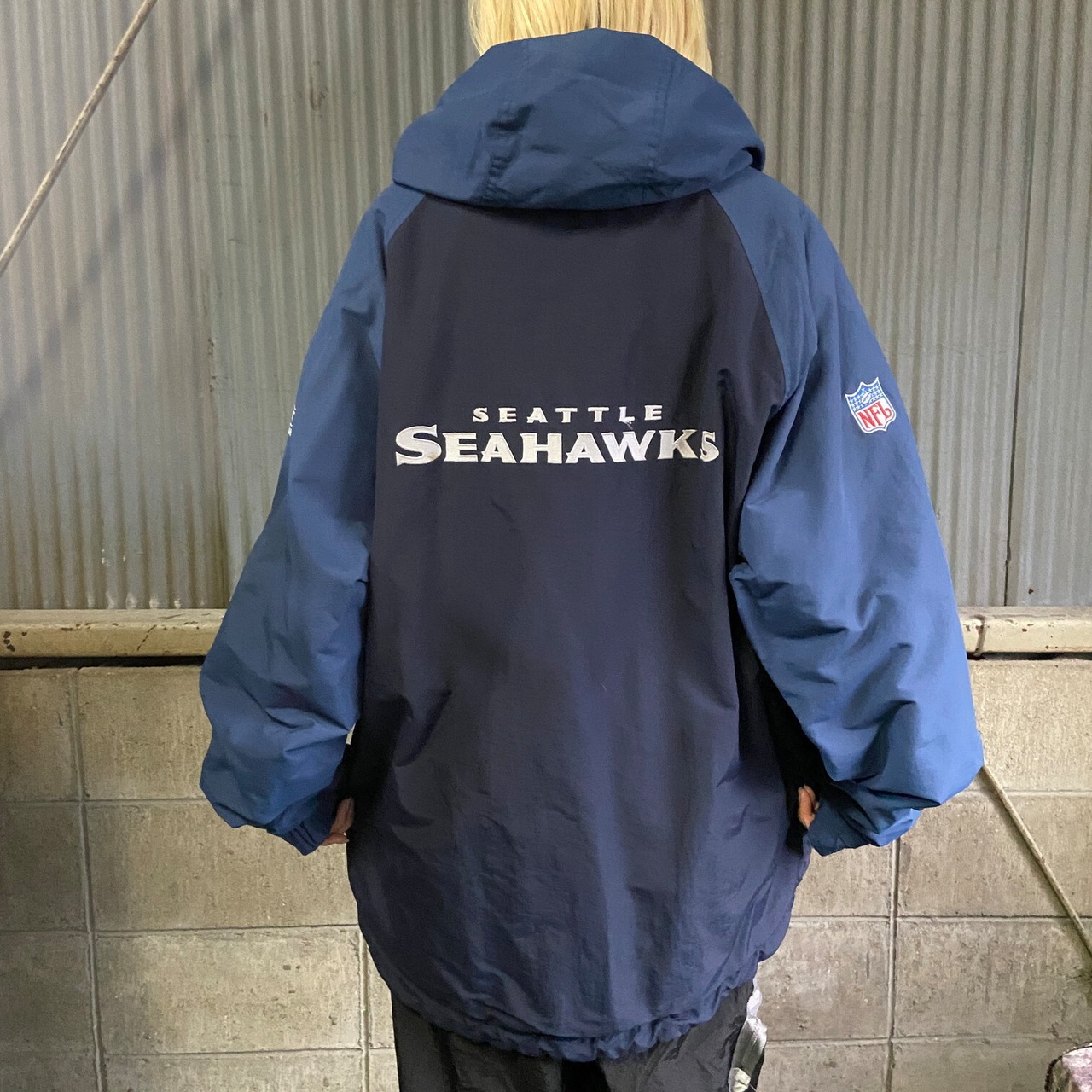 Reebok NFL シアトル・シーホークス チームロゴ刺繍 リバーシブル 