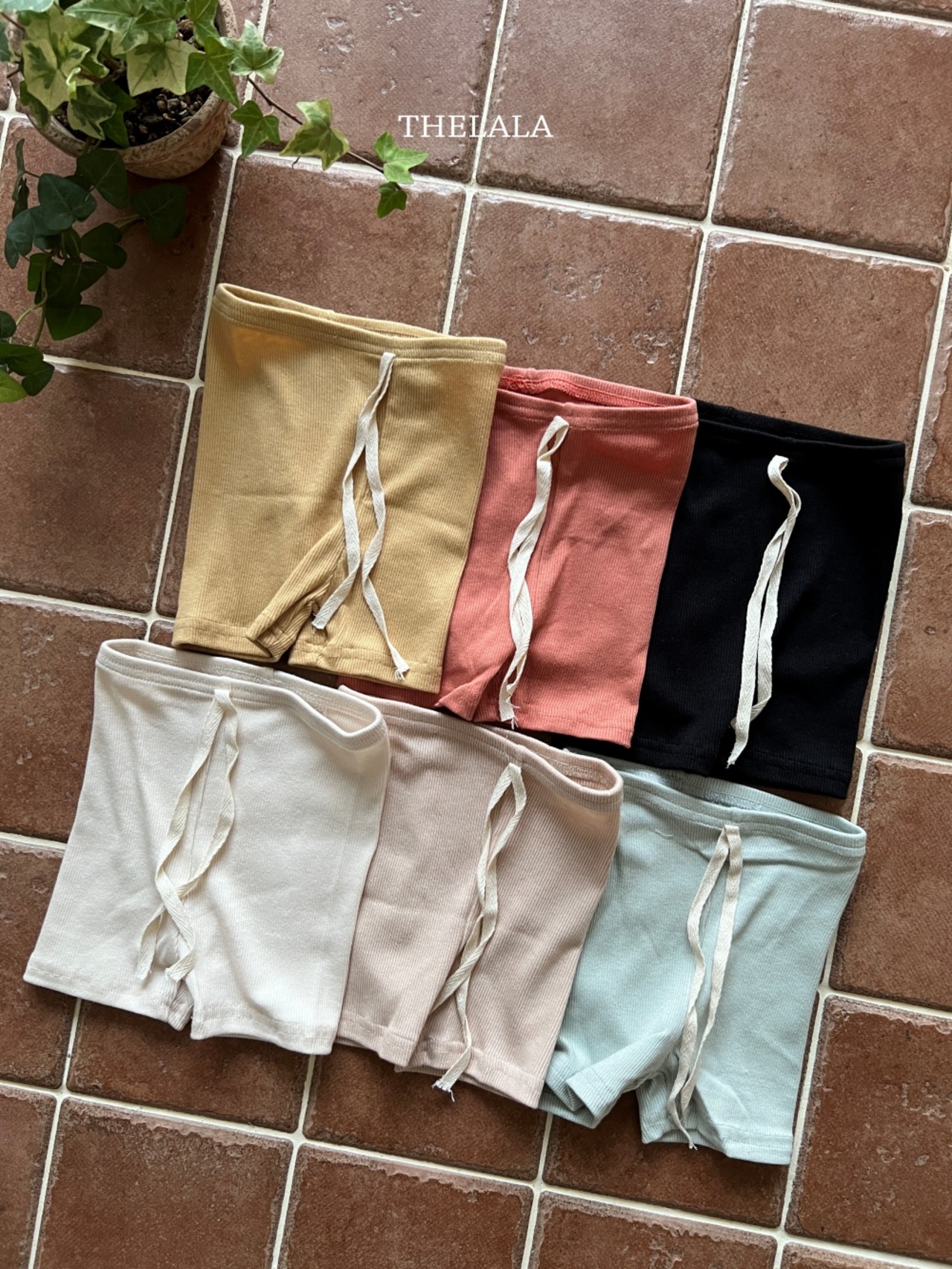 [THELALA] Leggings (5 parts) / [더랄라] 끈레깅스(5부)