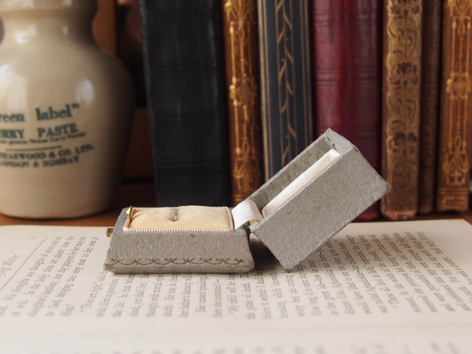 イギリスアンティーク リングケース リングボックス | Bonny Bee