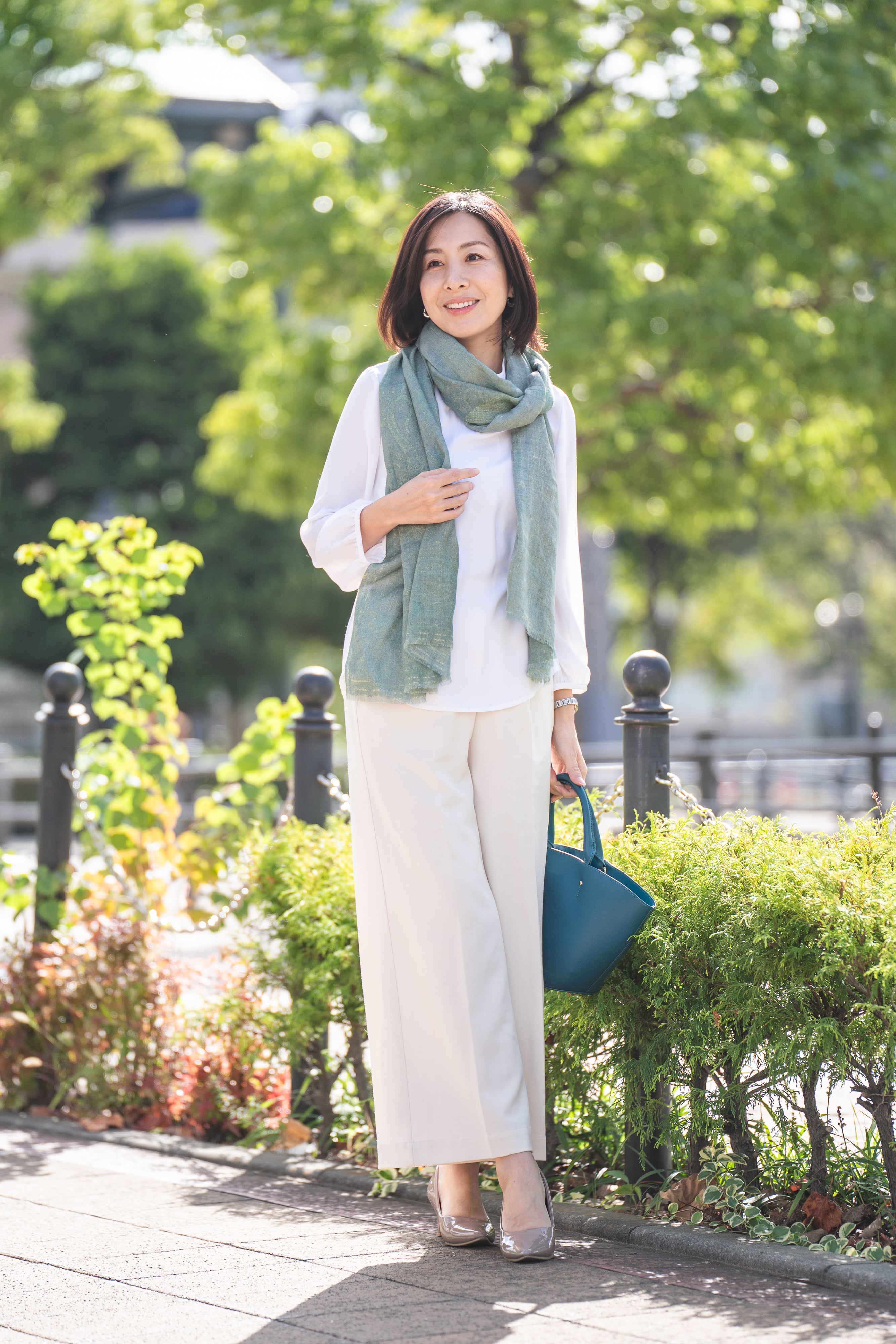 Okazaki - オカザキ/エメラルドグリーン カシミヤ100%プリントストール