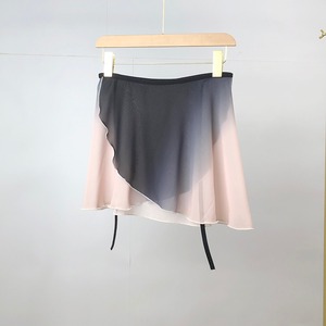Dance Casset 　グラデーションスカート（ショート）
