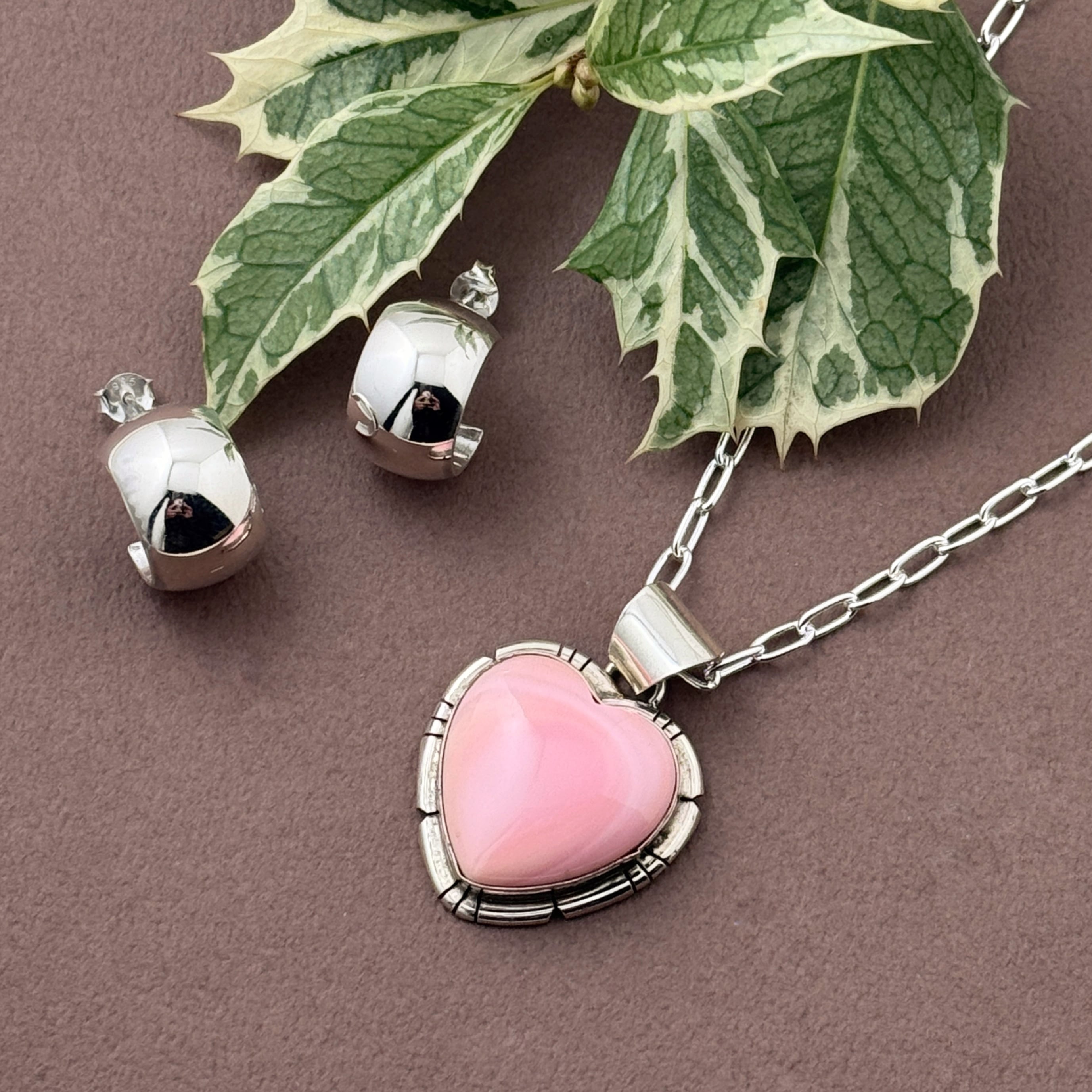 Indian Jewelry 》一点物 BIG ハート コンクシェル ペンダント