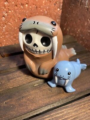 YTC15022 Furry Bones ファーリーボーンズ UTCHI セイウチ