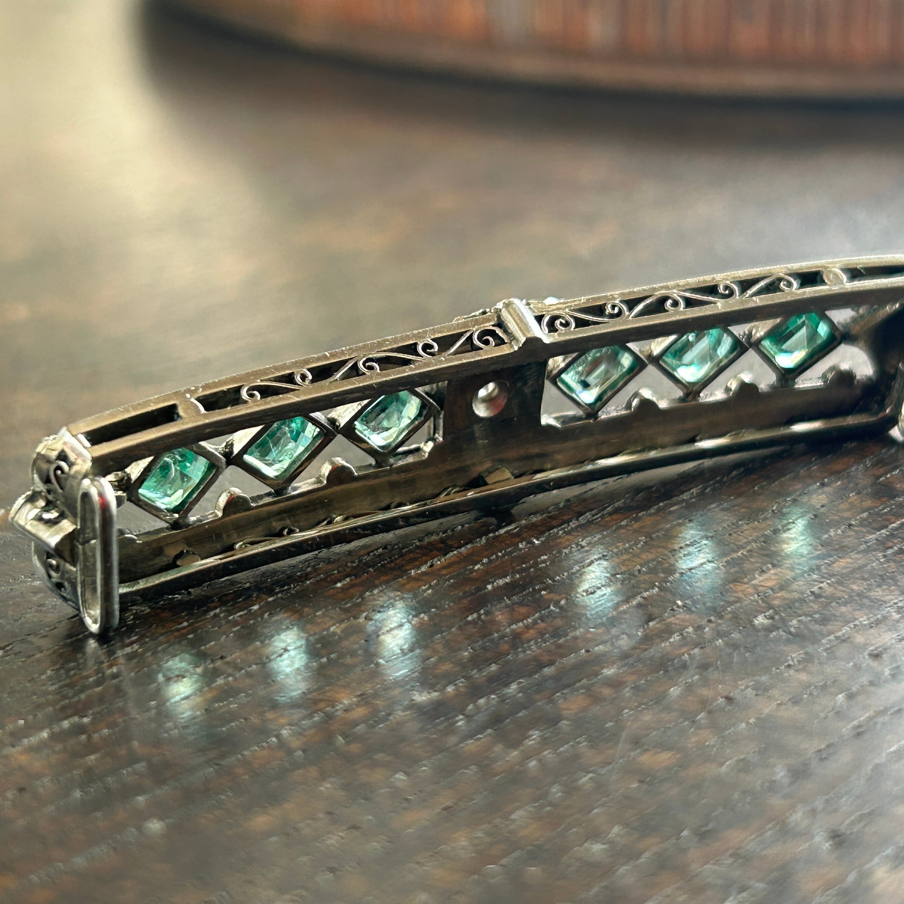 アンティーク　SPNに天然エメラルド.ダイヤの帯留め