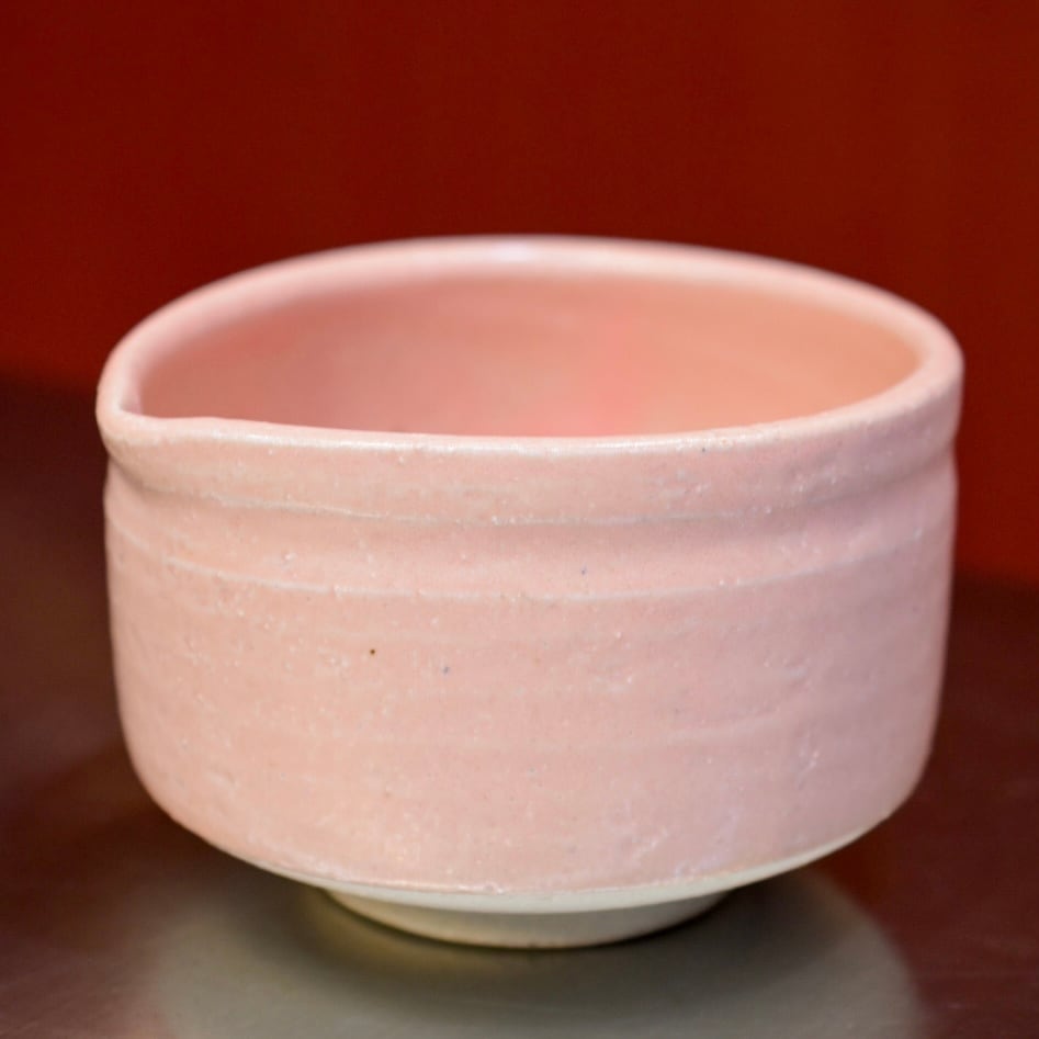 究極の美◆蔵から美しいマダラの荒々しい釉薬のかけられた抹茶茶碗が出て来ました。 Amazon.co.jp: 究極の美◇蔵から美しいマダラの荒々しい釉薬の