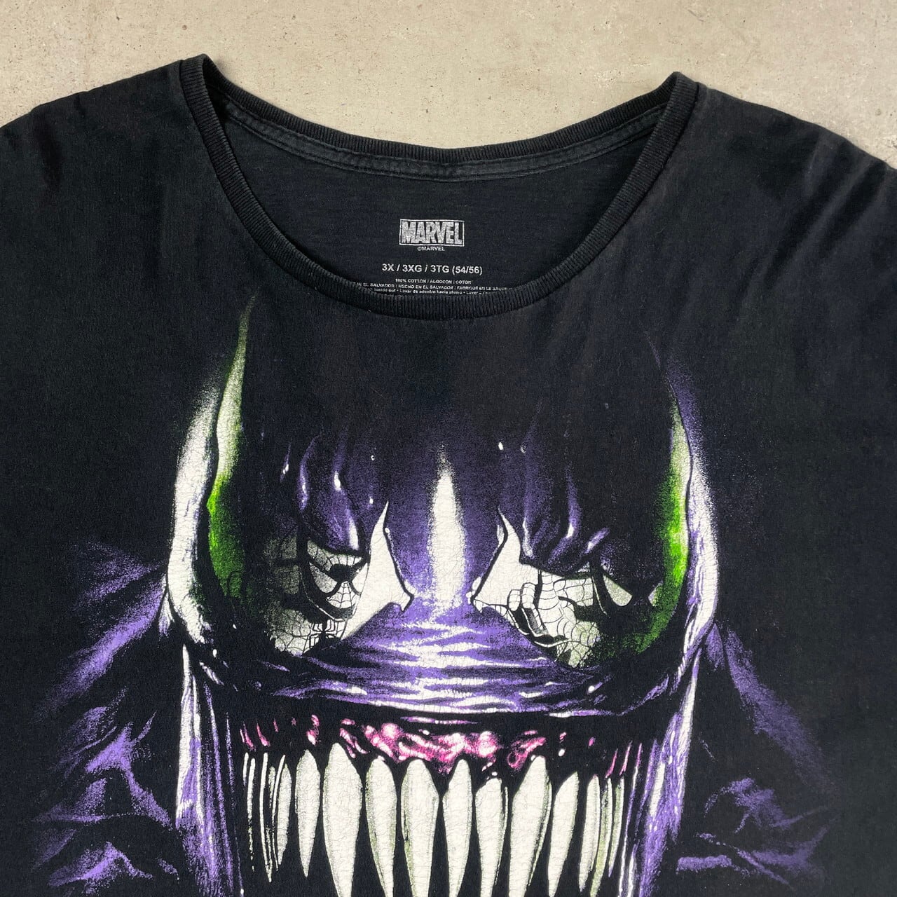 Tシャツ　marvel マーベル　ヴェノム　　スパイダーマン　venom