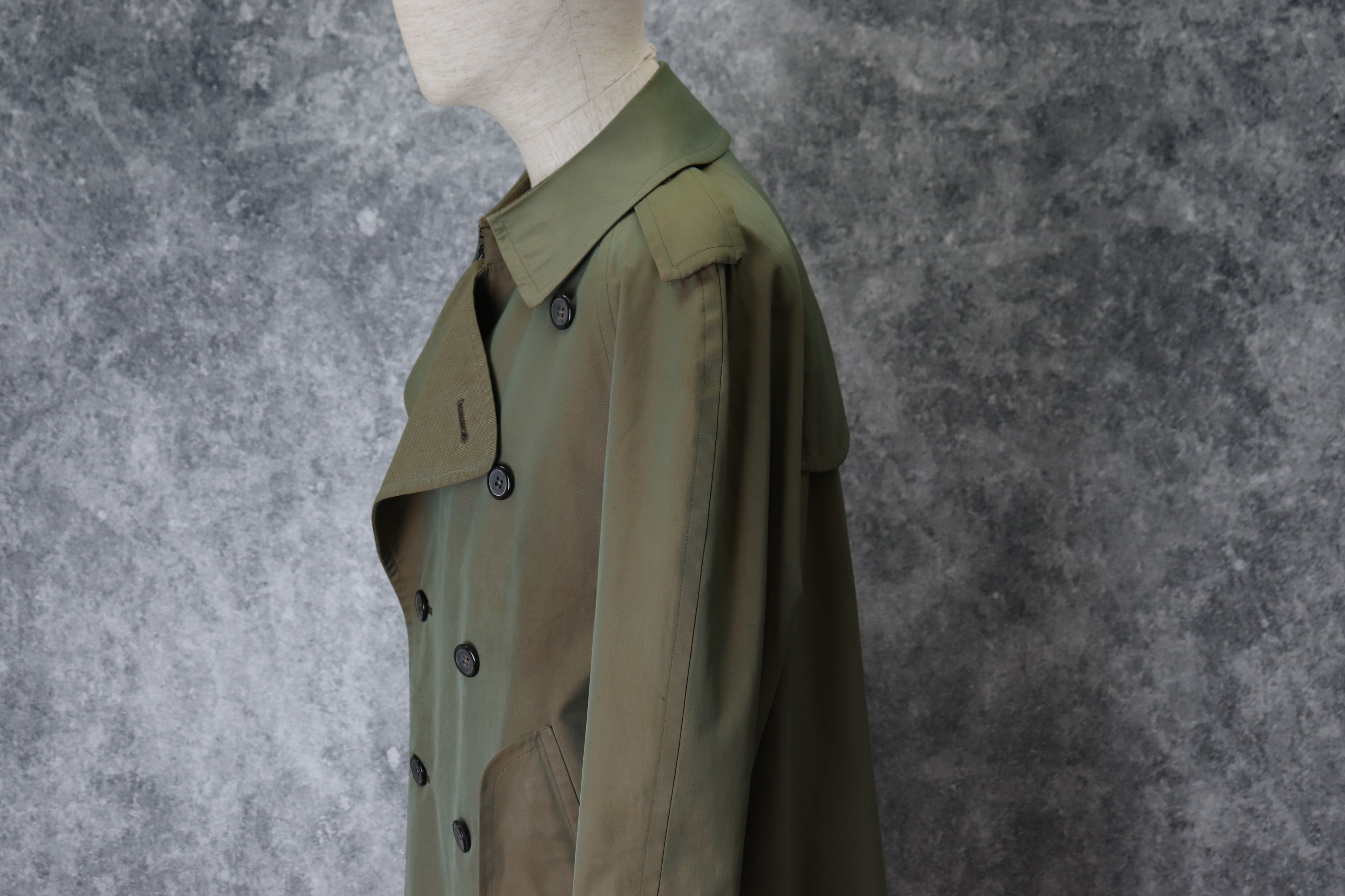 80's〜90's Vintage Burberry's Trench coat Color of Jewel beetle 80