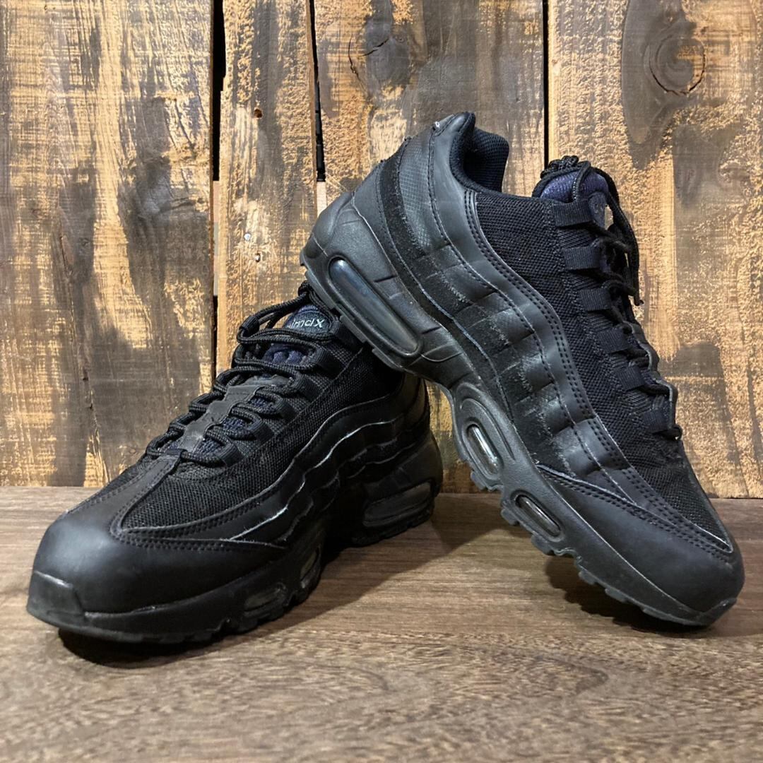 nike air max 95 black on black