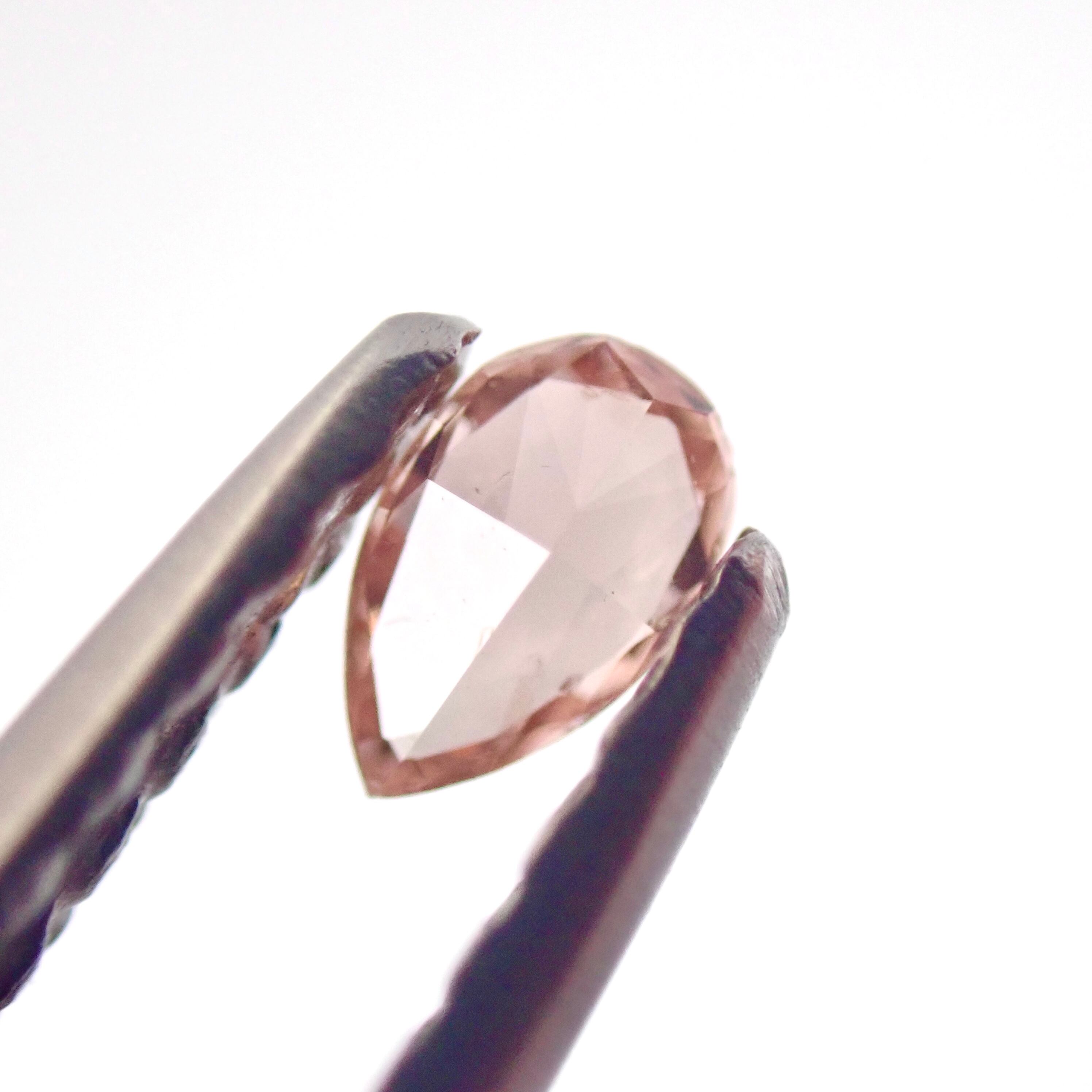 0.11ct 天然ピンクダイヤモンド Fancy Orangish Pink