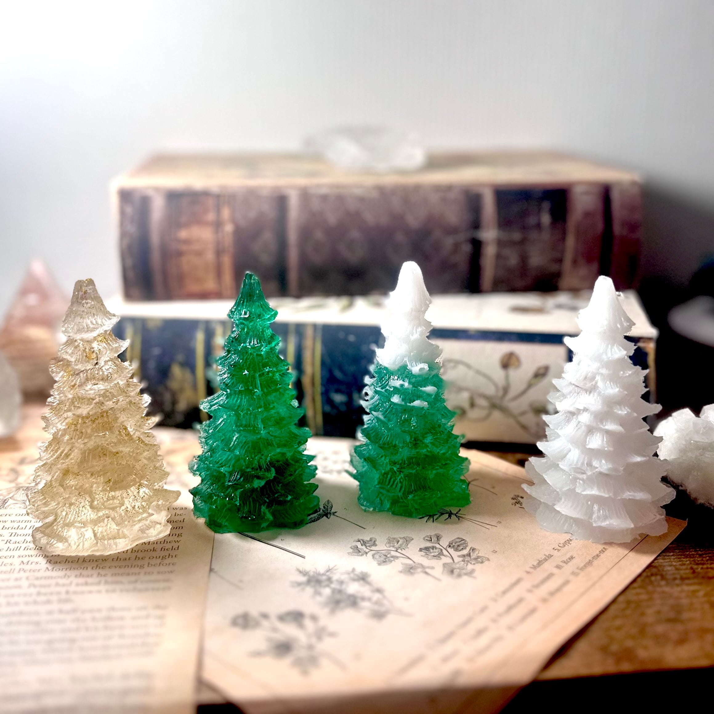 GREEN✧Xmasツリーのオルゴナイト♥容音さま♥専用です ミニクリスマスツリー》水晶【雪化粧もみの木】一点物オルゴナイト