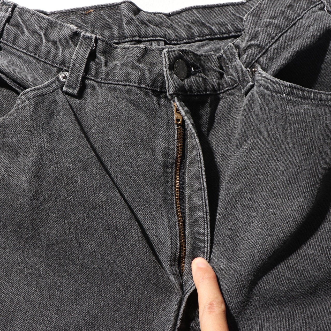 34×32 黒タブ Levi’s 550 USA サルファーブラック デニムパンツ リーバイス